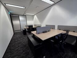 Gateway East (D7), Office #484471371